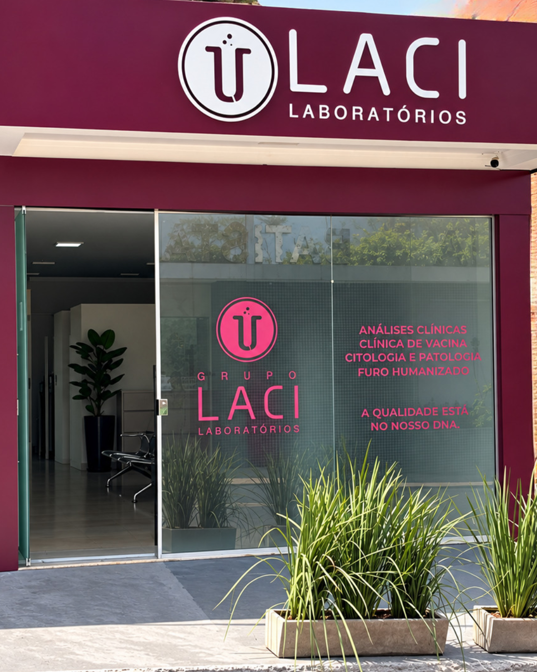 Fachada — LACI Laboratório São José de Ubá
